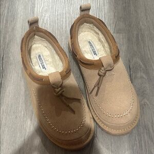 Project Cloud Women's Tan Suede Slip-On Slippers
